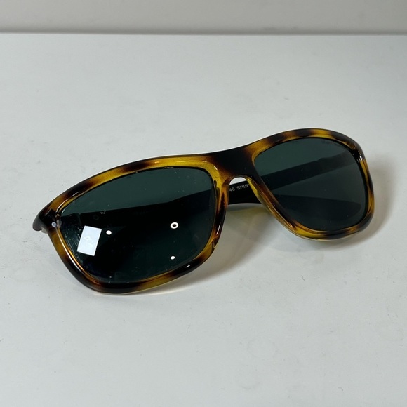 Marc Hunter Unisex Tortoise Shell Sunglasses - Picture 3 of 7